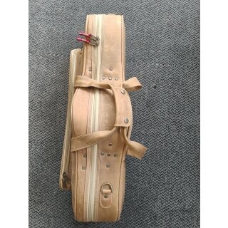 Formetui für Altsaxophon aus Leder