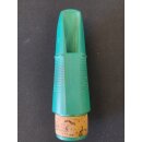 2 Klarinetten-Mundstücke, eingefärbter Kautschuk (A.Wilscher, ???) inkl, Holzkapsel und Etui